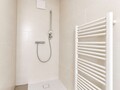 Dusche im Badezimmer