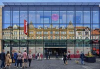 Repräsentative Einzelhandelsfläche im Herzen der Stadt Visu Hausansicht
