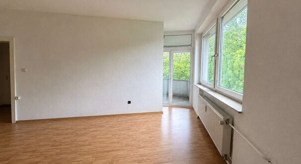 Wohnzimmer mit Zugang zum Balk