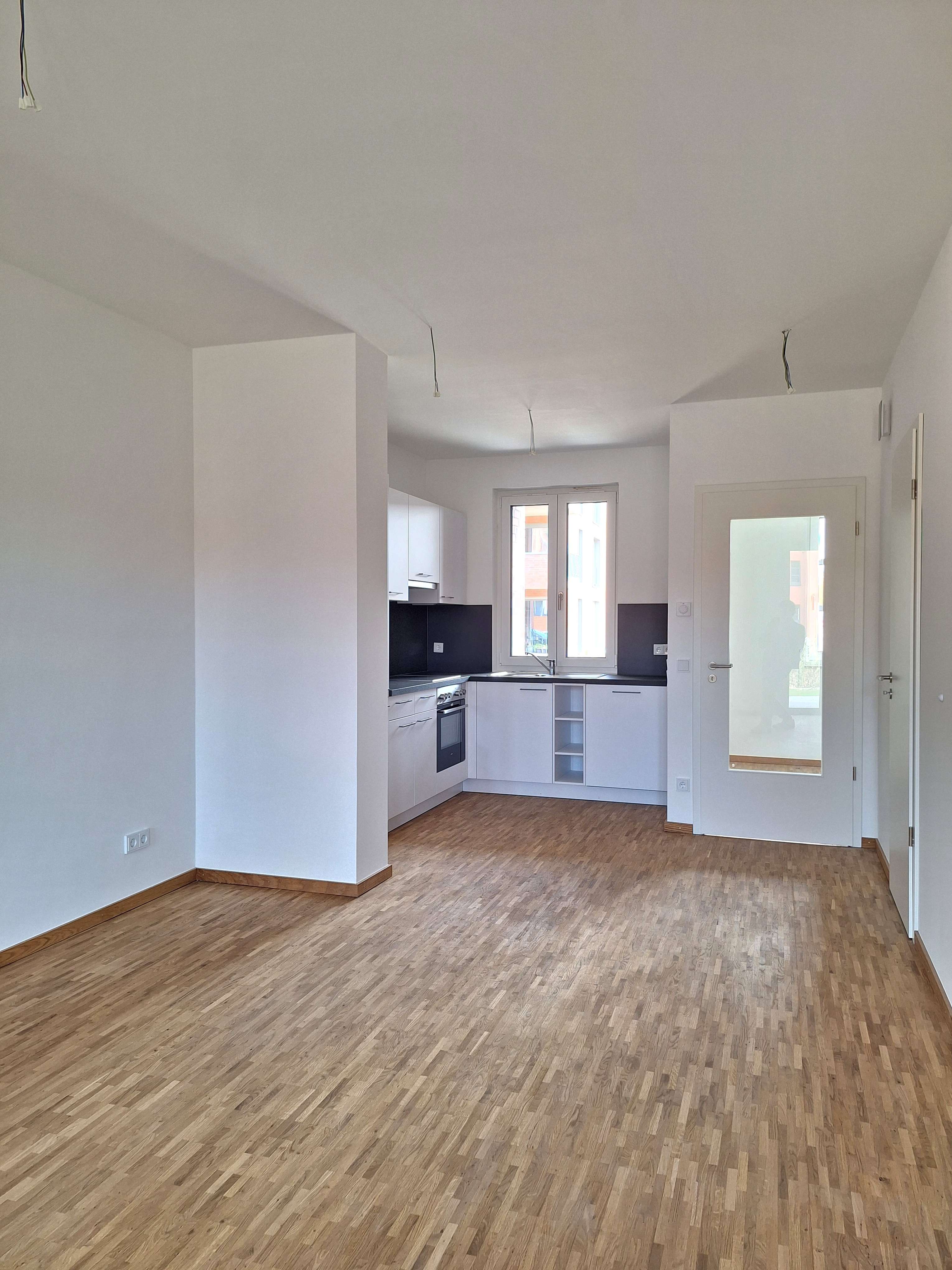 offener Wohnbereich mit Küche